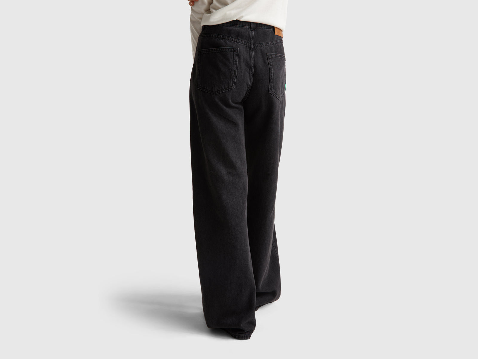 Jeans wide fit - ucb_image_B