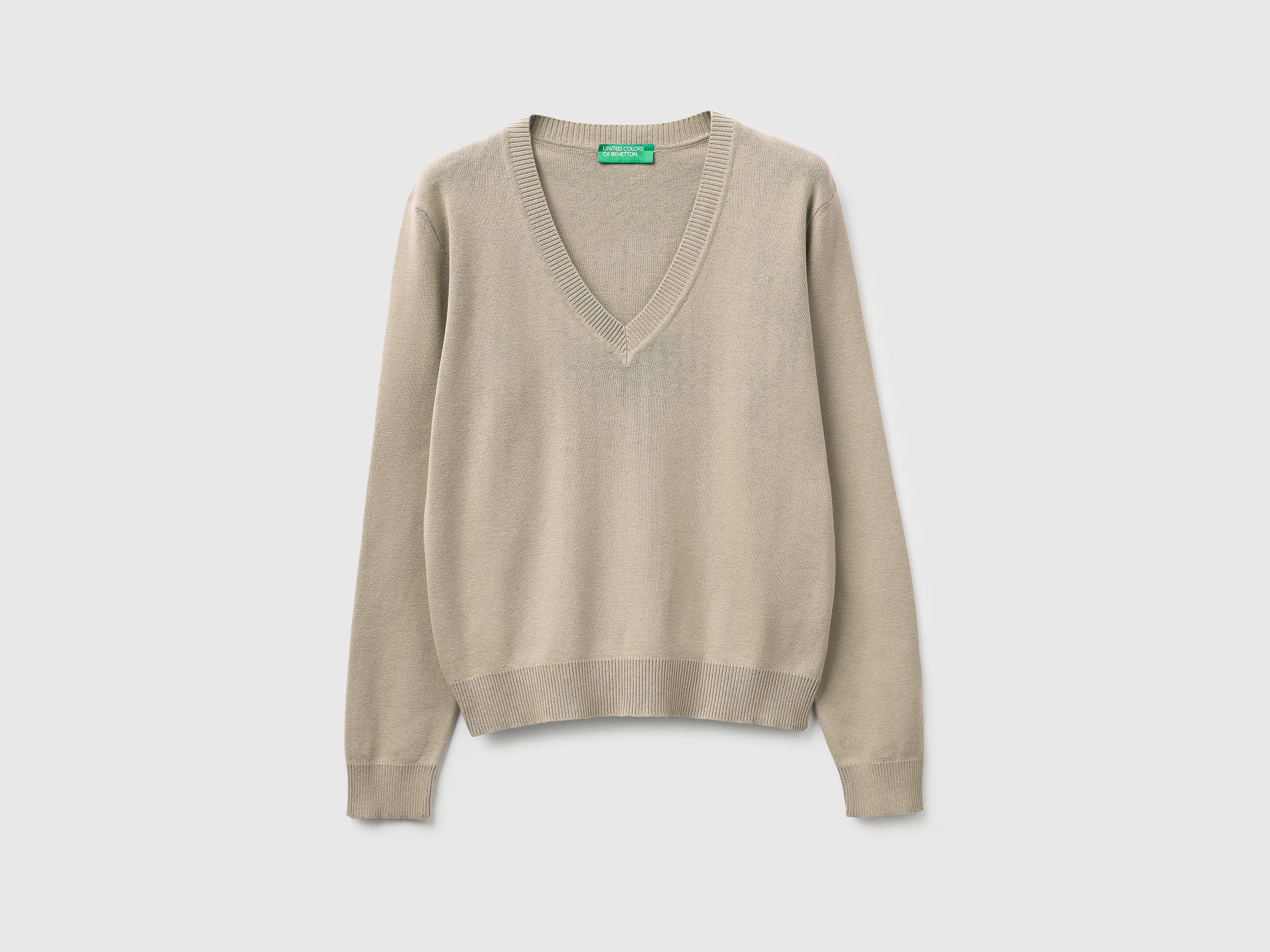 Camisola bege em algodão tricot com decote em V - ucb_image_FS