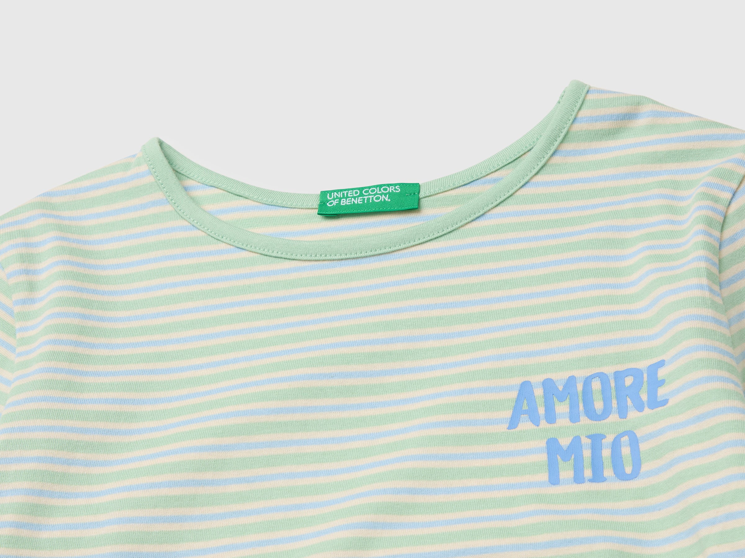 Striped T-shirt with writing - ucb_image_DS1