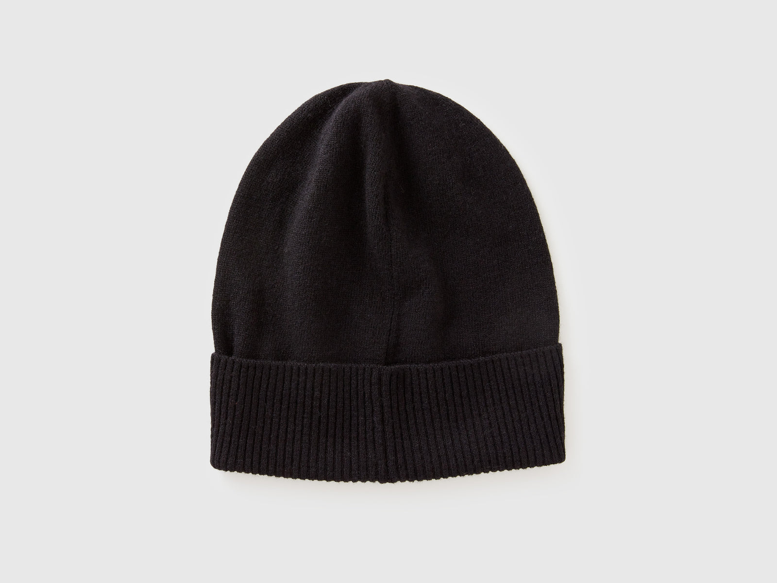 Gorro preto em pura lã Merino - ucb_image_BS
