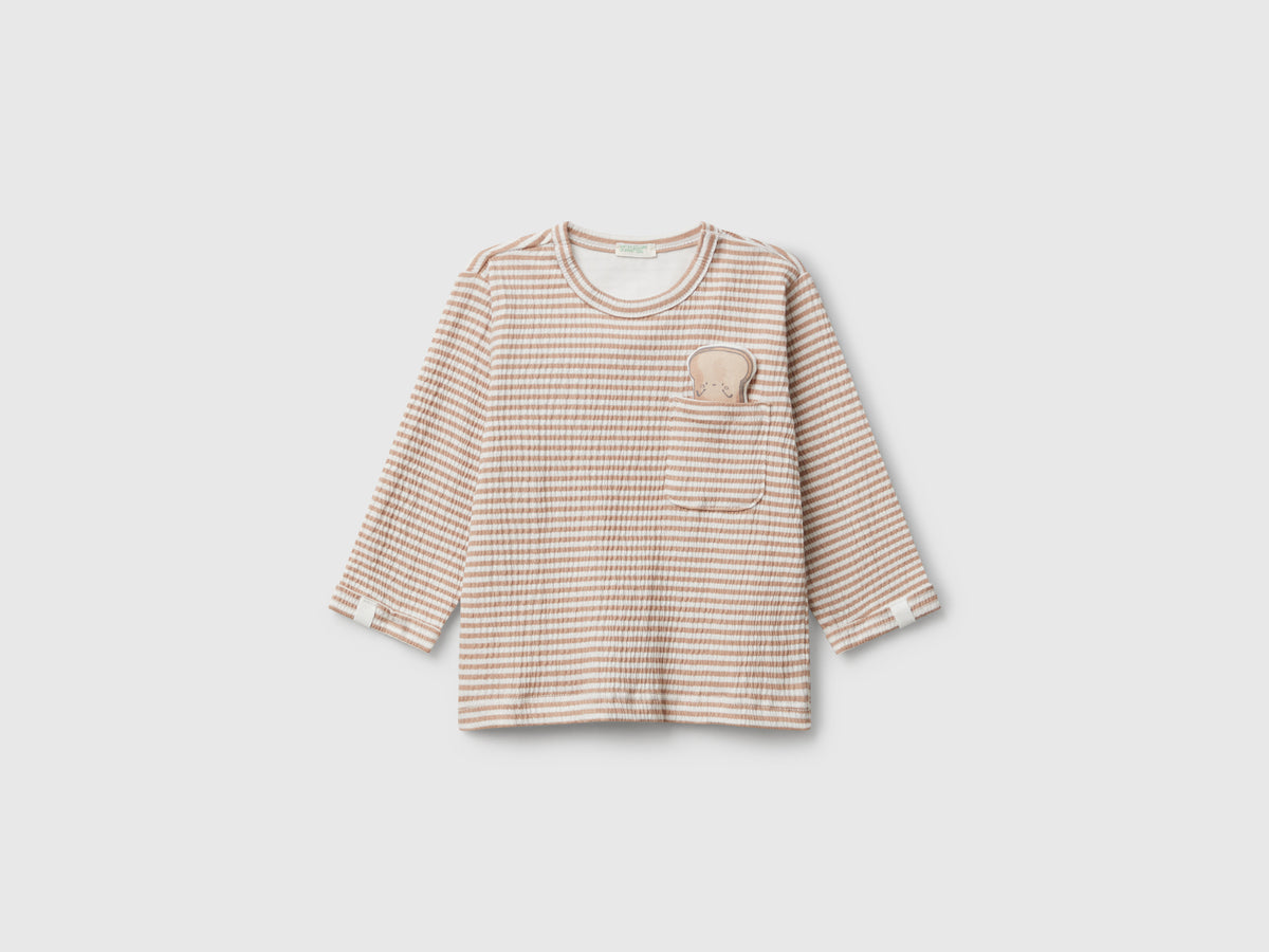 T-shirt com bolso pequeno e patch - ucb_image_FS