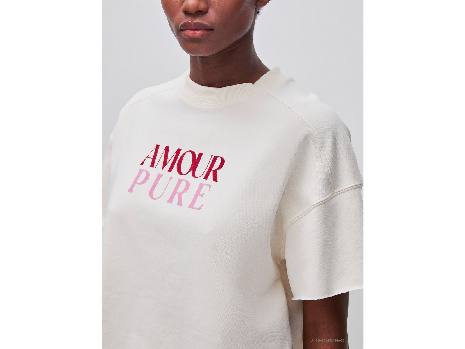 Short-sleeved sweatshirt with print