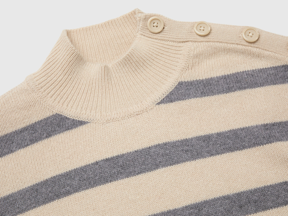 Camisola com botões no ombro - ucb_image_DS1