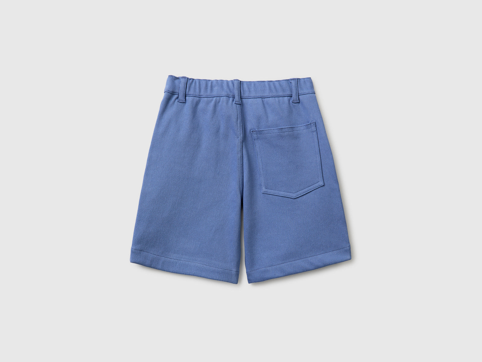 Bermudas em twill stretch - ucb_image_BS