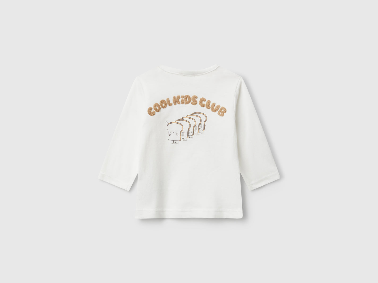 T-shirt com estampa e patch - ucb_image_BS