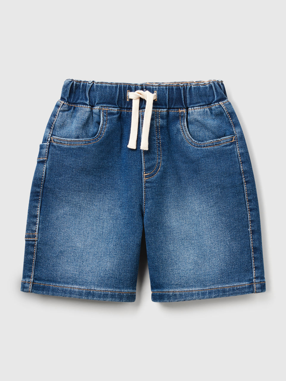 Shorts in denim elasticizzato - ucb_image_FS