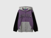 Casaco com fecho de correr e capuz - ucb_image_FS