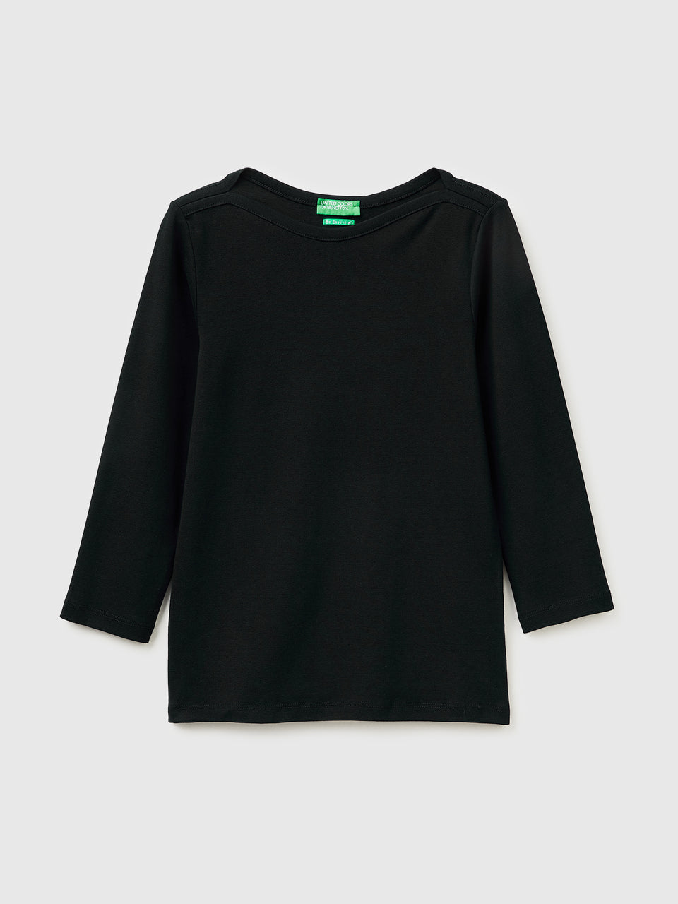 Slim fit t-shirt with boat neck - ucb_image_FS
