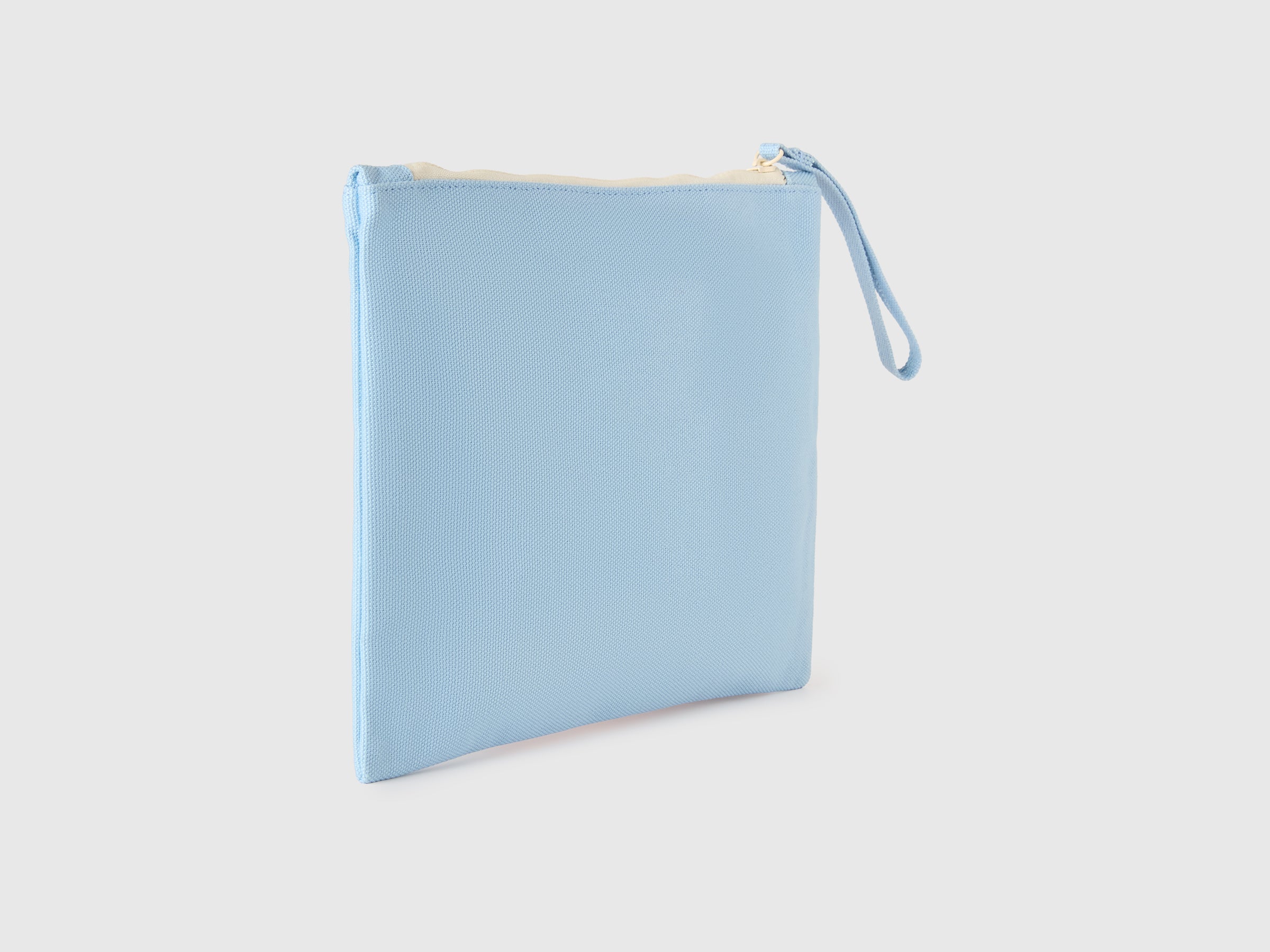 Blue tablet case - ucb_image_BS