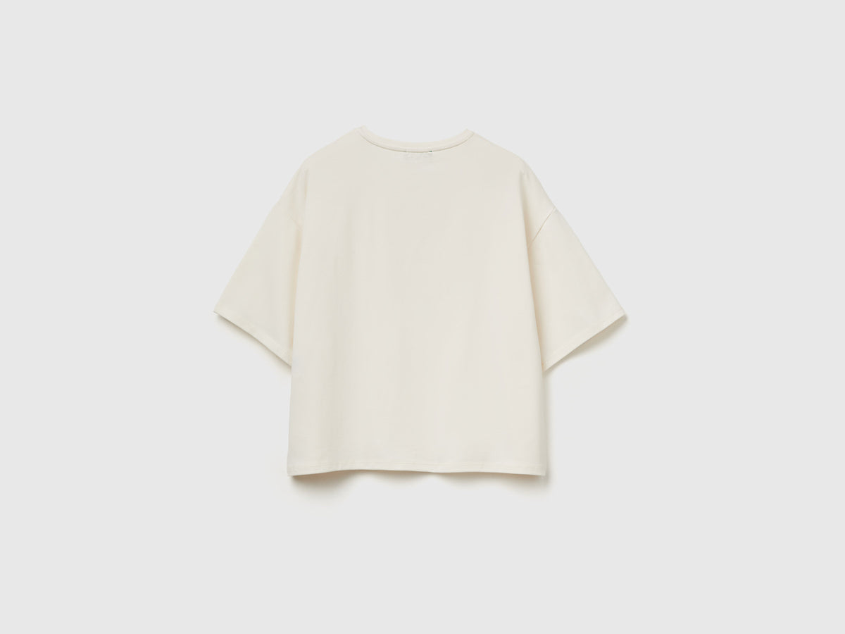 T-shirt boxy fit com aplicação - ucb_image_BS