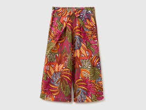 Pantalon trois-quarts avec nœud