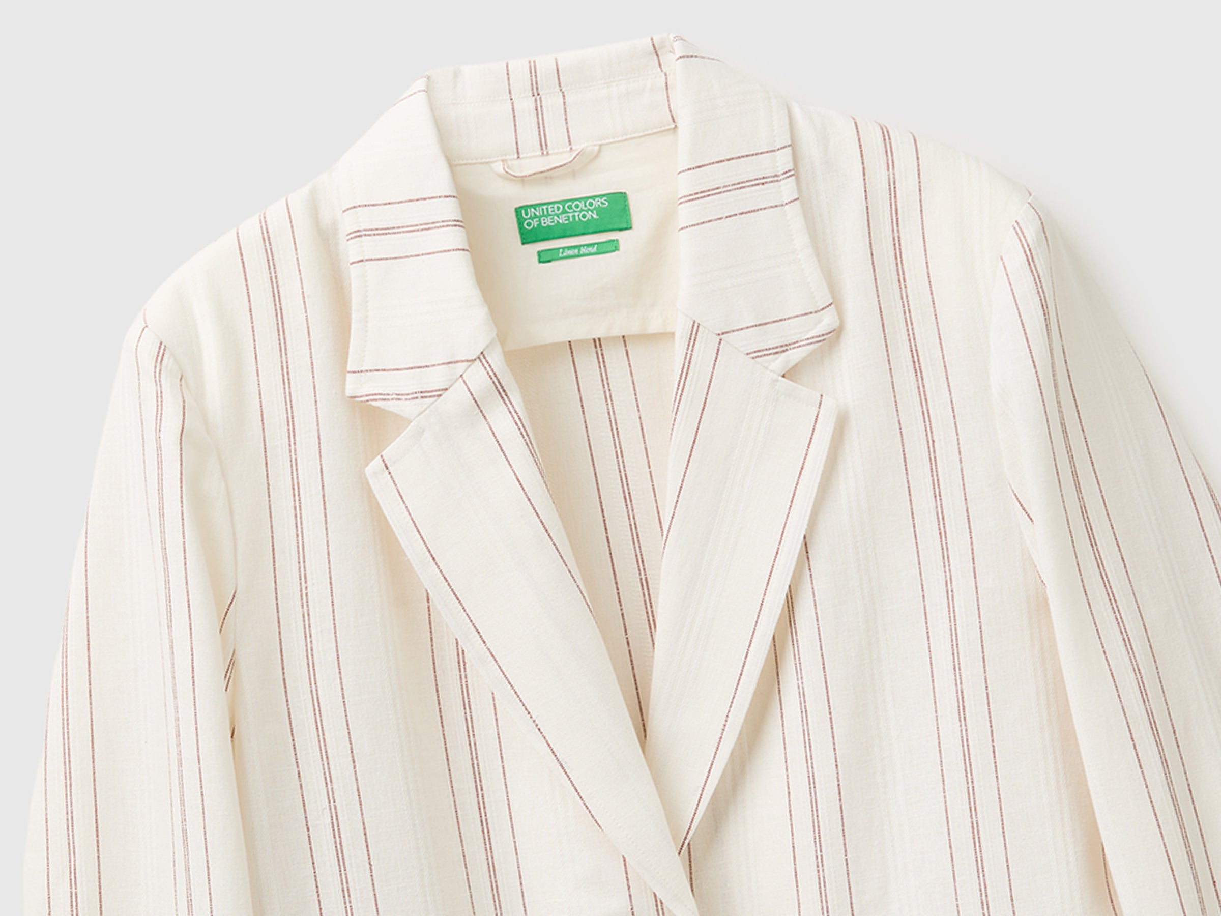 Blazer às riscas em mistura de linho - ucb_image_FY