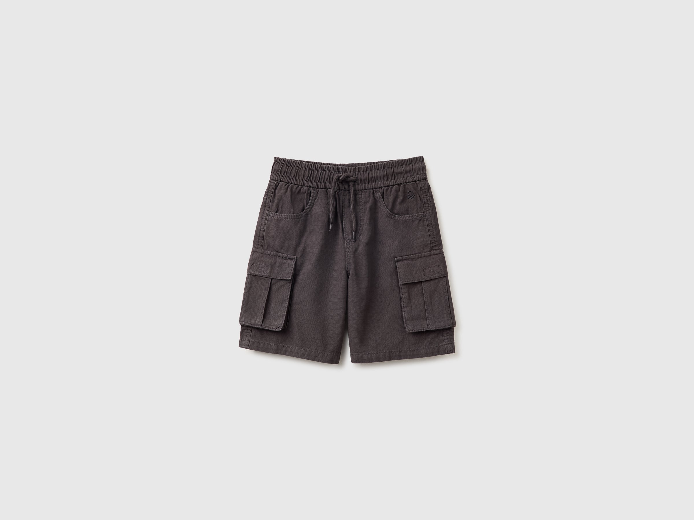 Bermuda shorts with pockets - ucb_image_FS