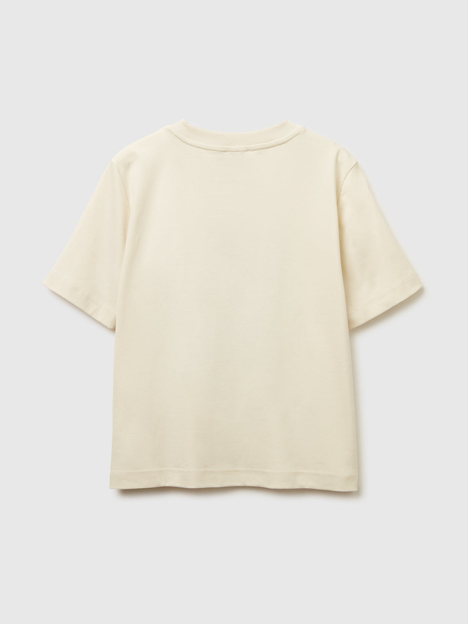 T-shirt com estampa e bordado - ucb_image_BS
