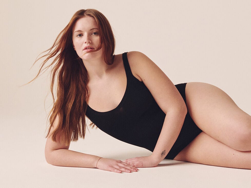 UNDERCOLORS</br><span class="serif">FEMME</span>