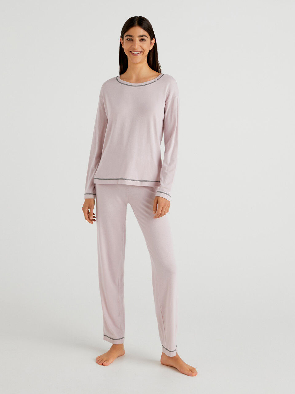 Pyjama Hanro en coloris Noir Femme Vêtements Vêtements de nuit Pyjamas 