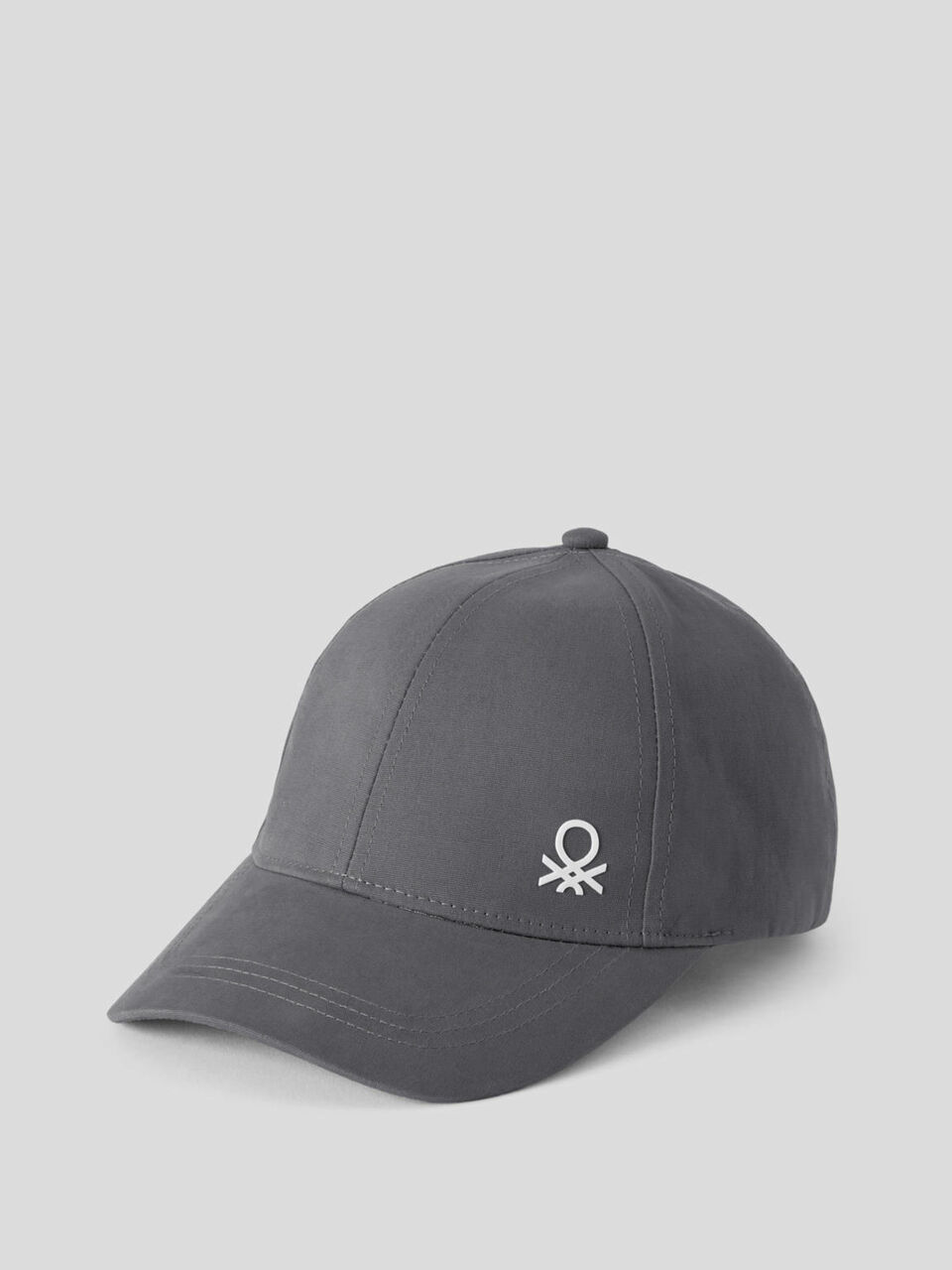 Casquette en coton avec visière image number 1