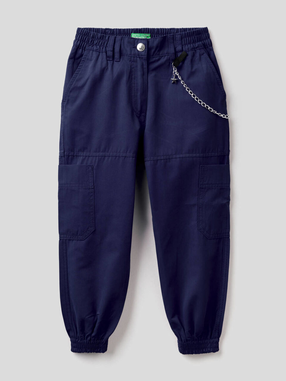 Pantalon cargo avec chaine image number 1