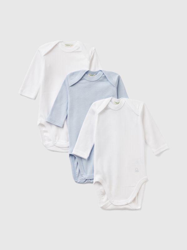 Trois bodys unis en coton  Naissancede