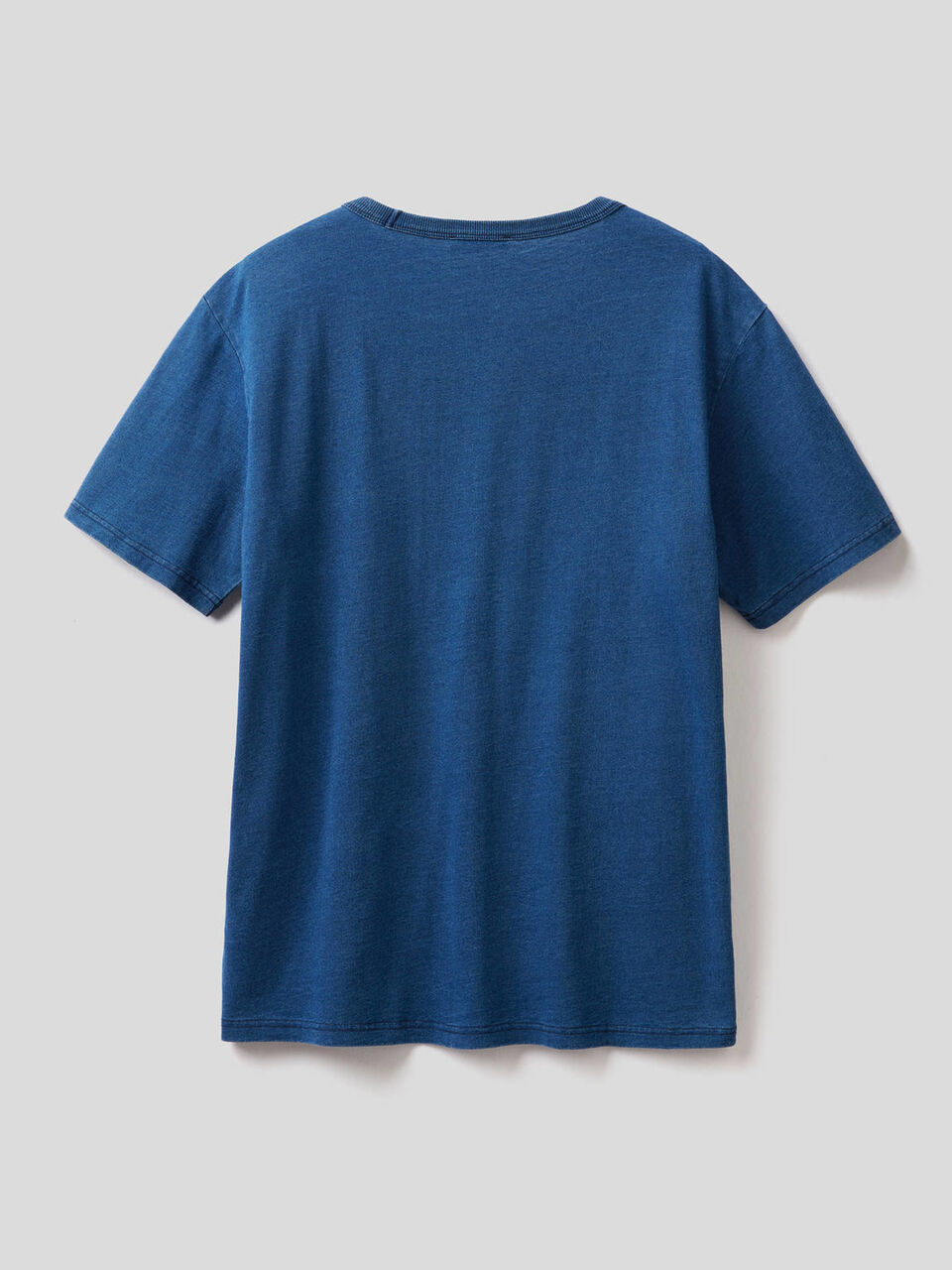 T-shirt en pur coton avec teinture indigo image number 2