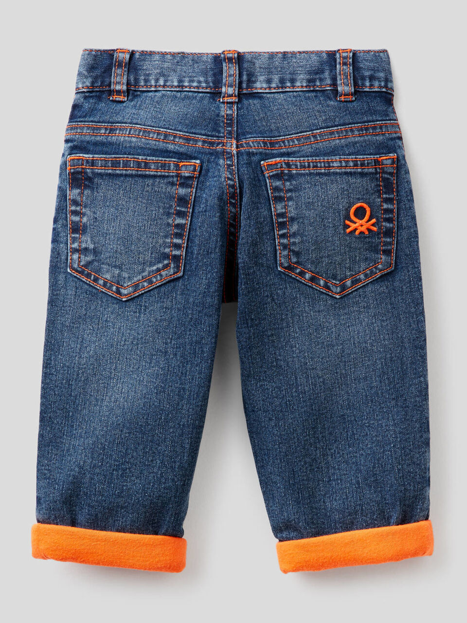 Jeans avec détails fluo image number 2