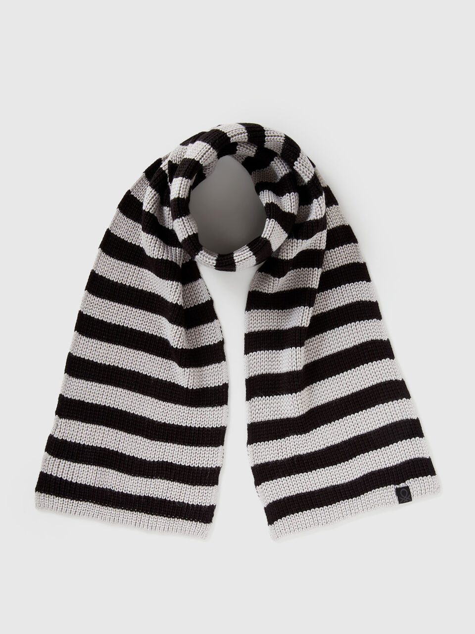 KNITTED SCARF Garçon image number 1