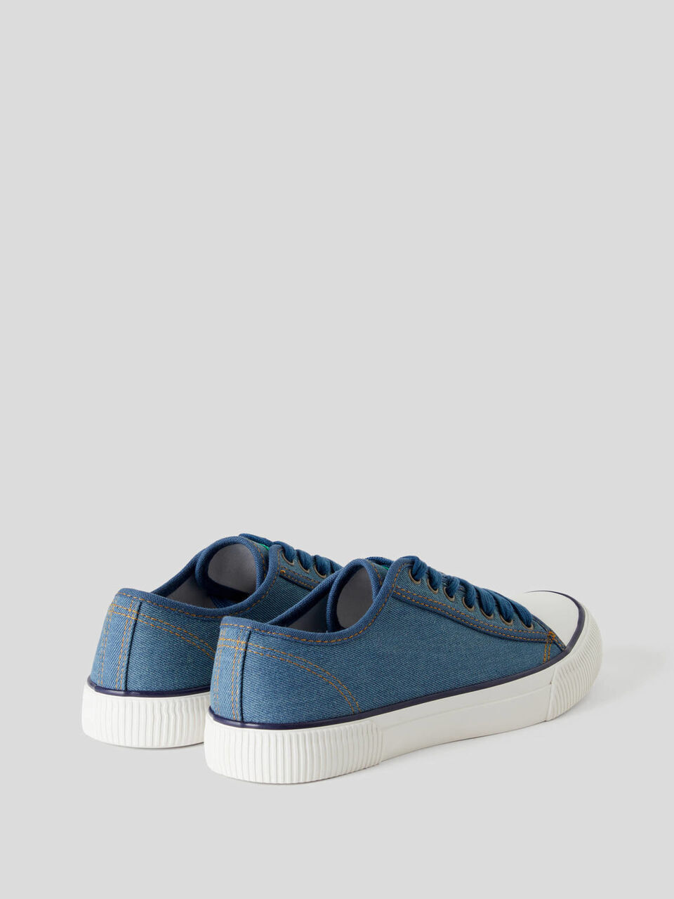 Sneakers en pur coton image number 2