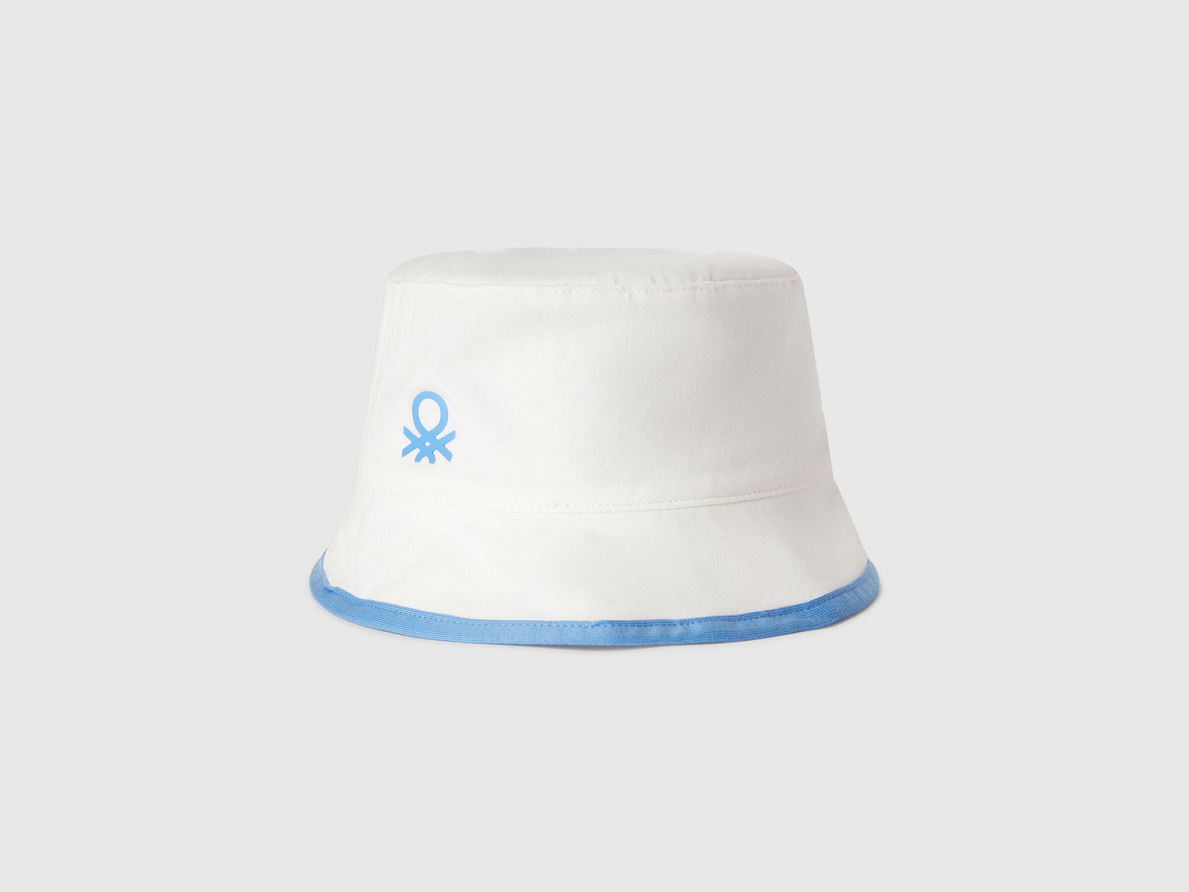 HAT Garçon image number 0