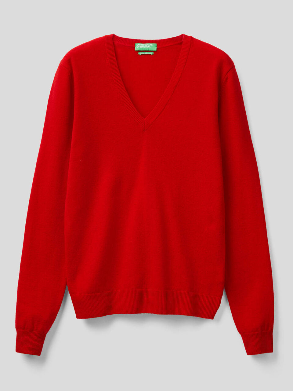 Pull avec col en V en pure laine vierge image number 1