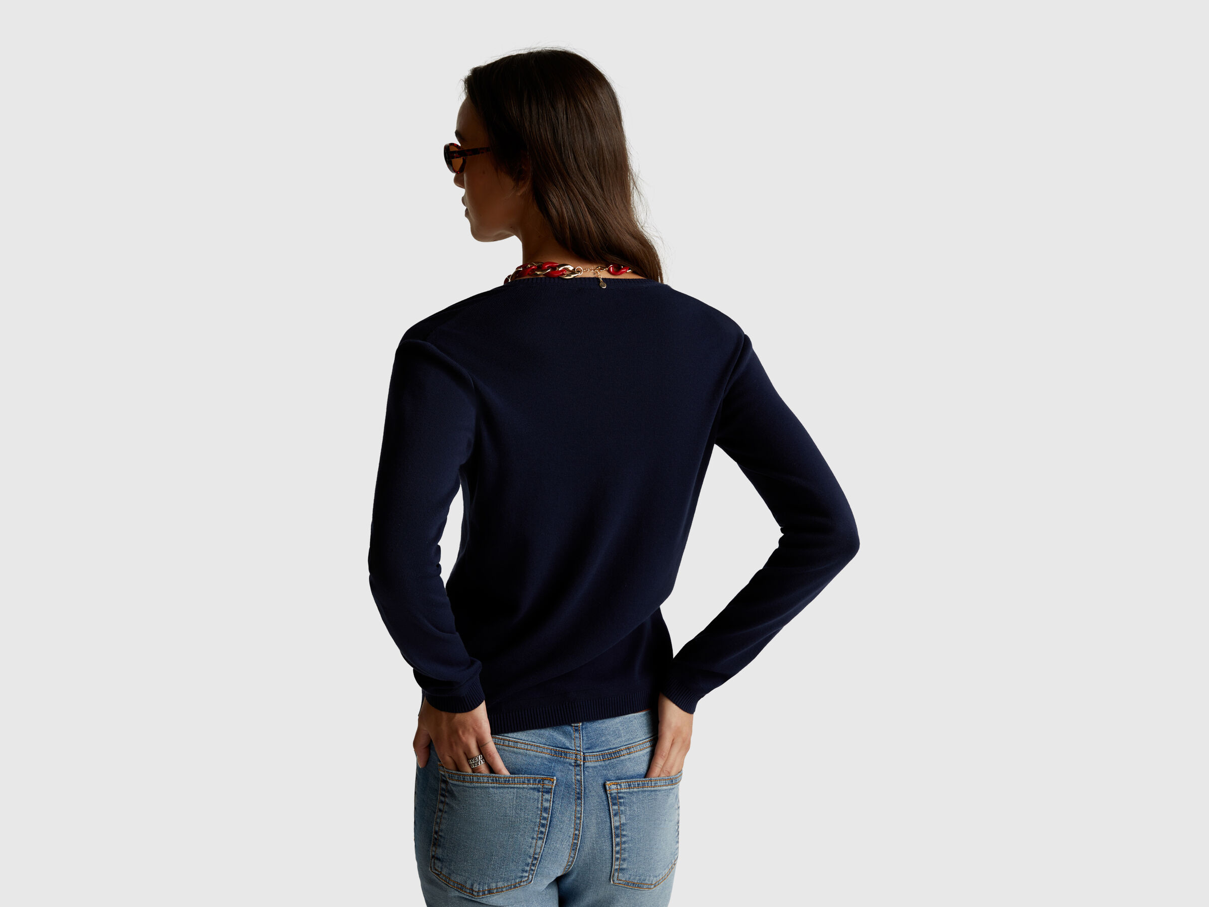 V NECK SWEATER L/S Femme image number 1