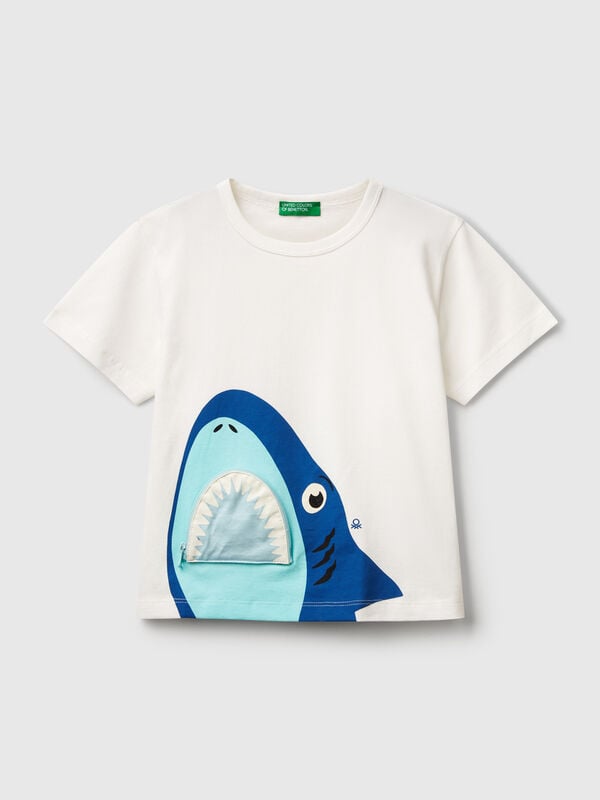 T-shirt avec imprimé et application requin Garçon