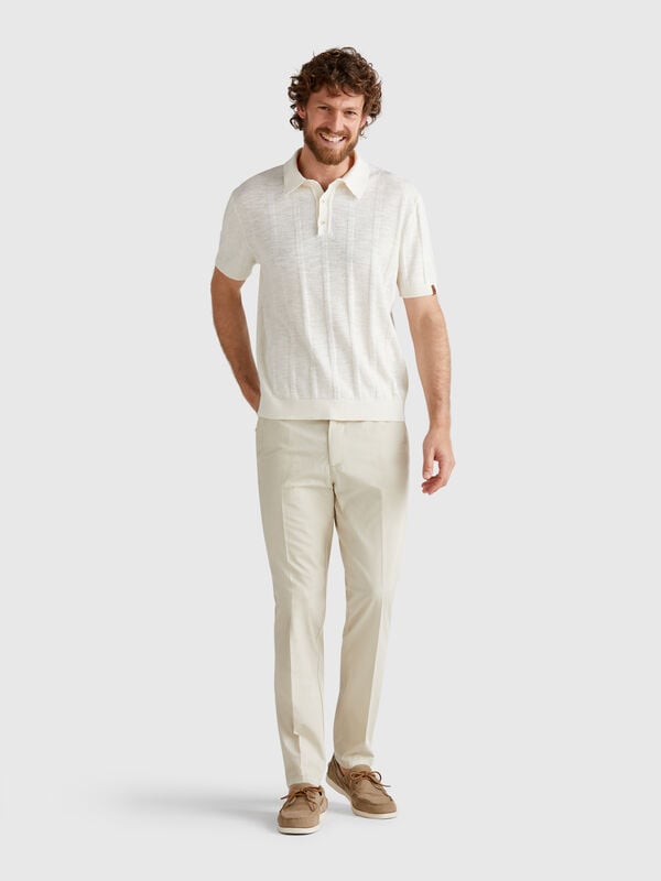 Chino coupe slim en coton léger Homme