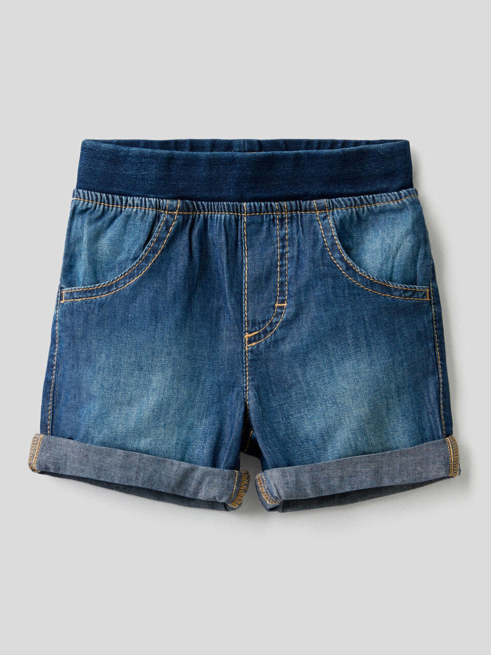 Bermuda effet jeans avec taille stretch image number 1