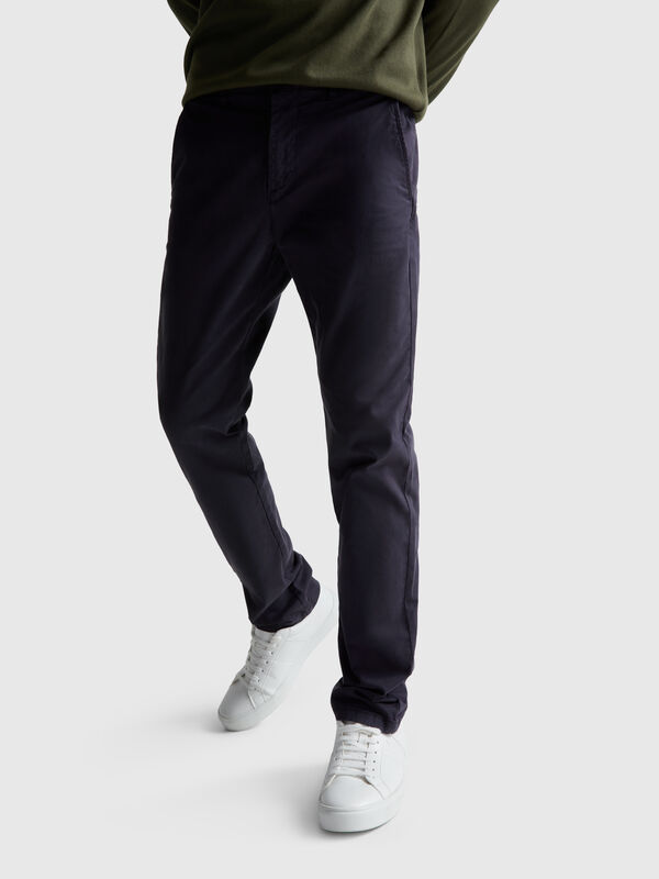 Pantalon chino slim en coton Homme
