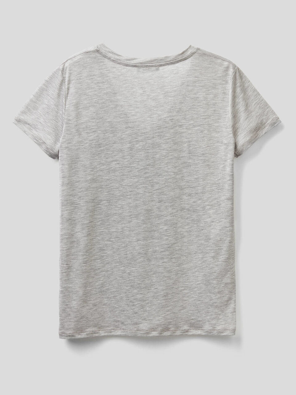 T-shirt avec col en V image number 2