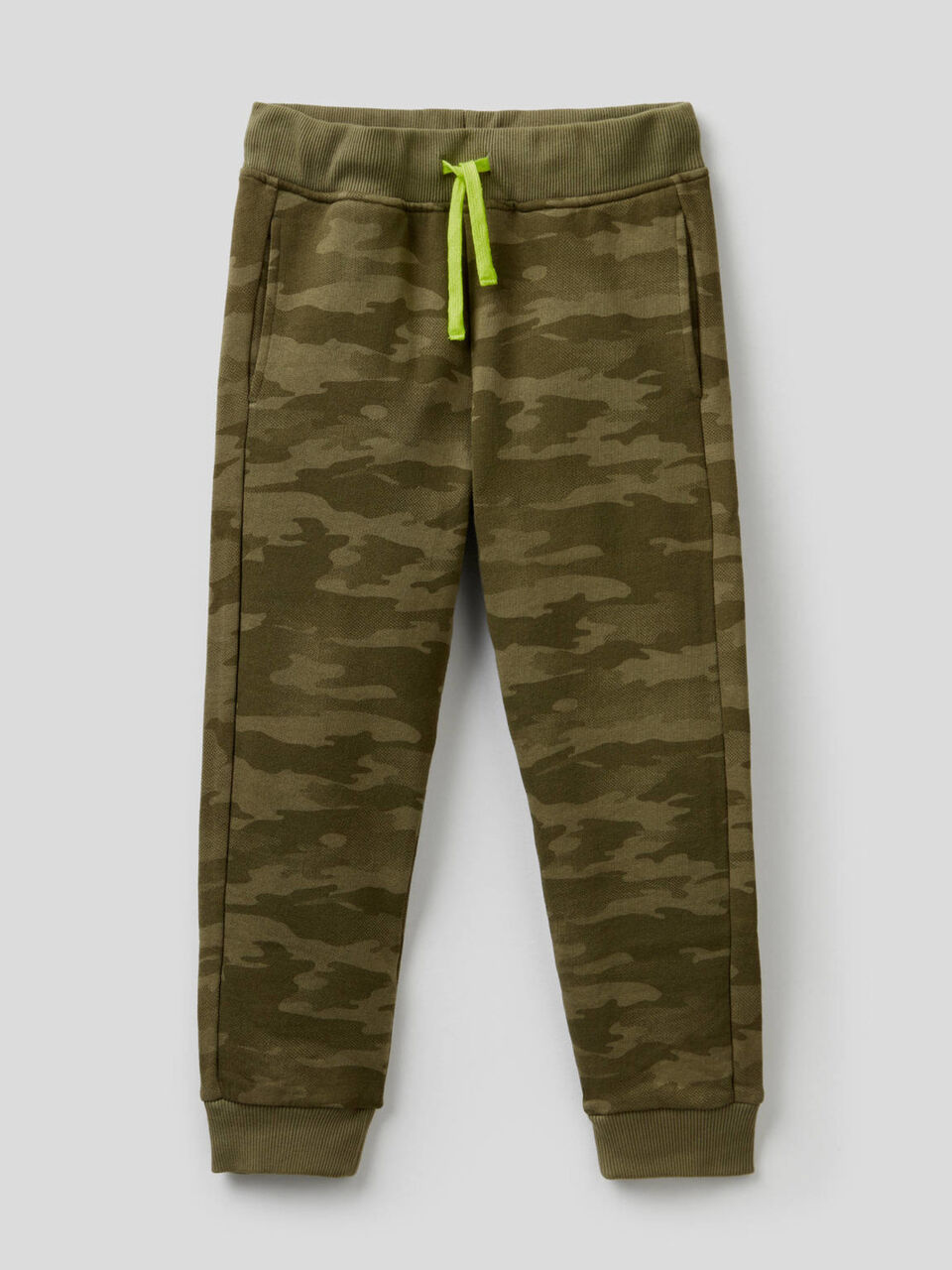 Pantalon en molleton camouflage image number 1
