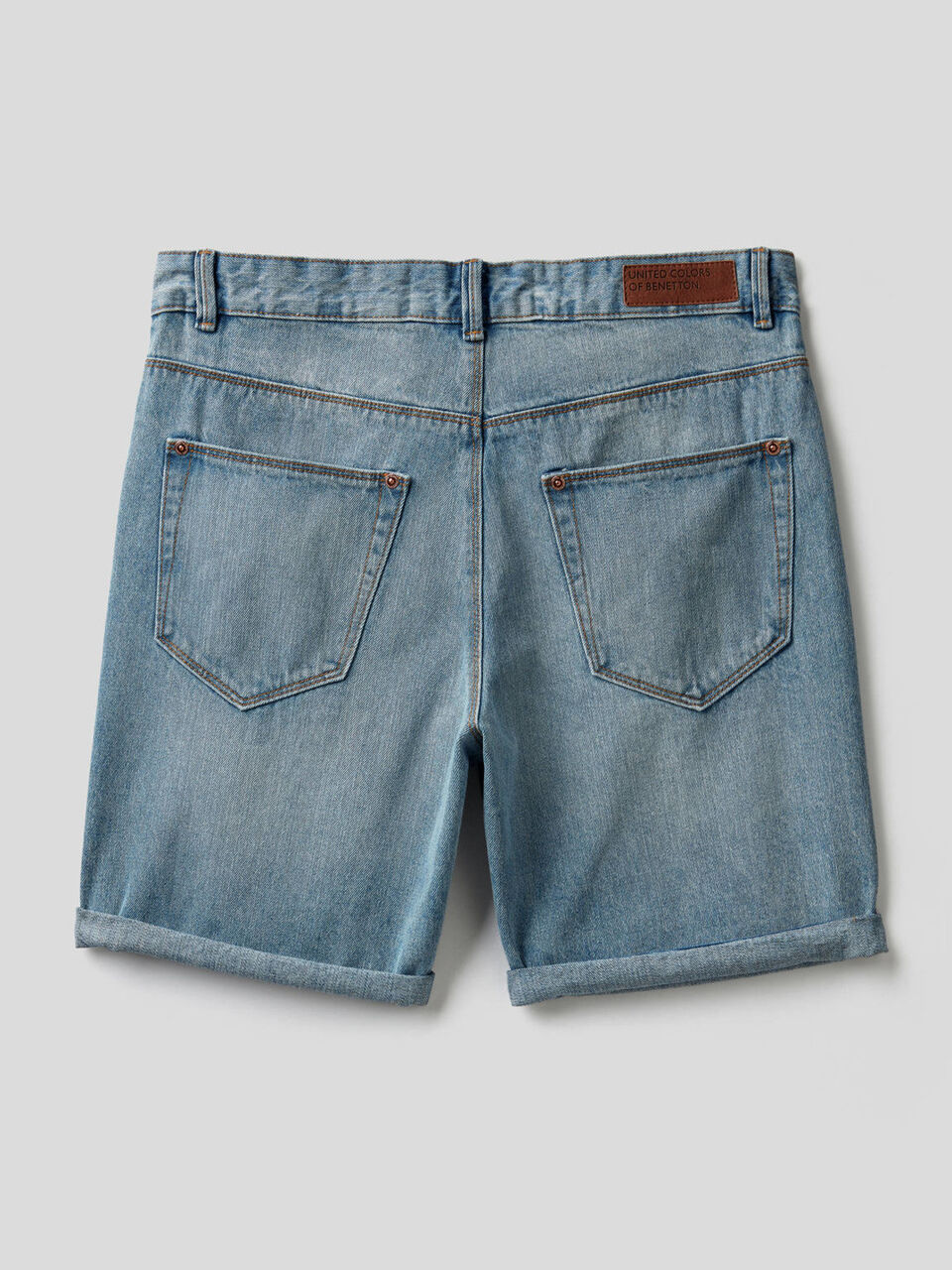 Bermuda en denim 100% coton image number 2