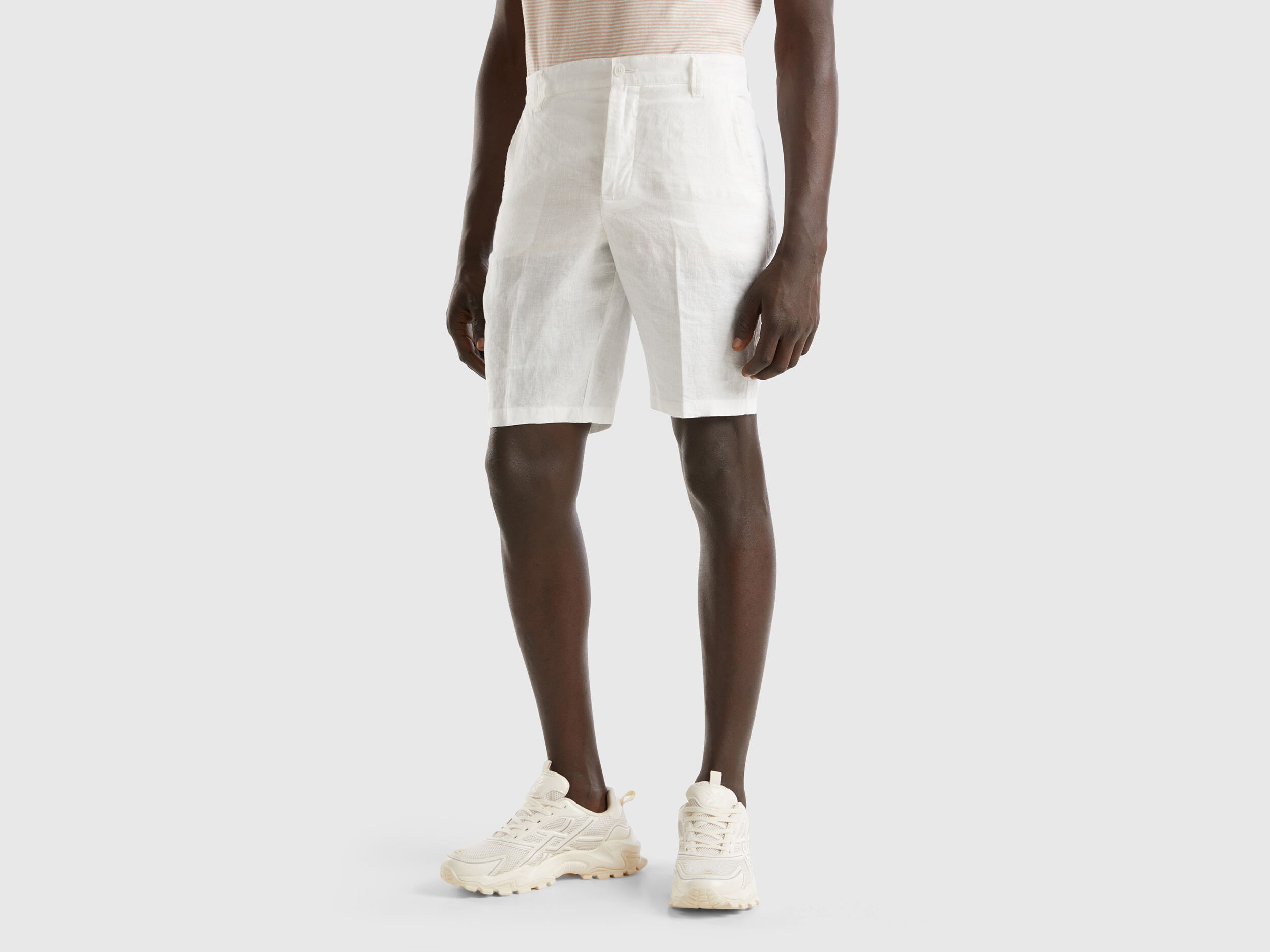 Bermuda en pur lin Cr me Benetton
