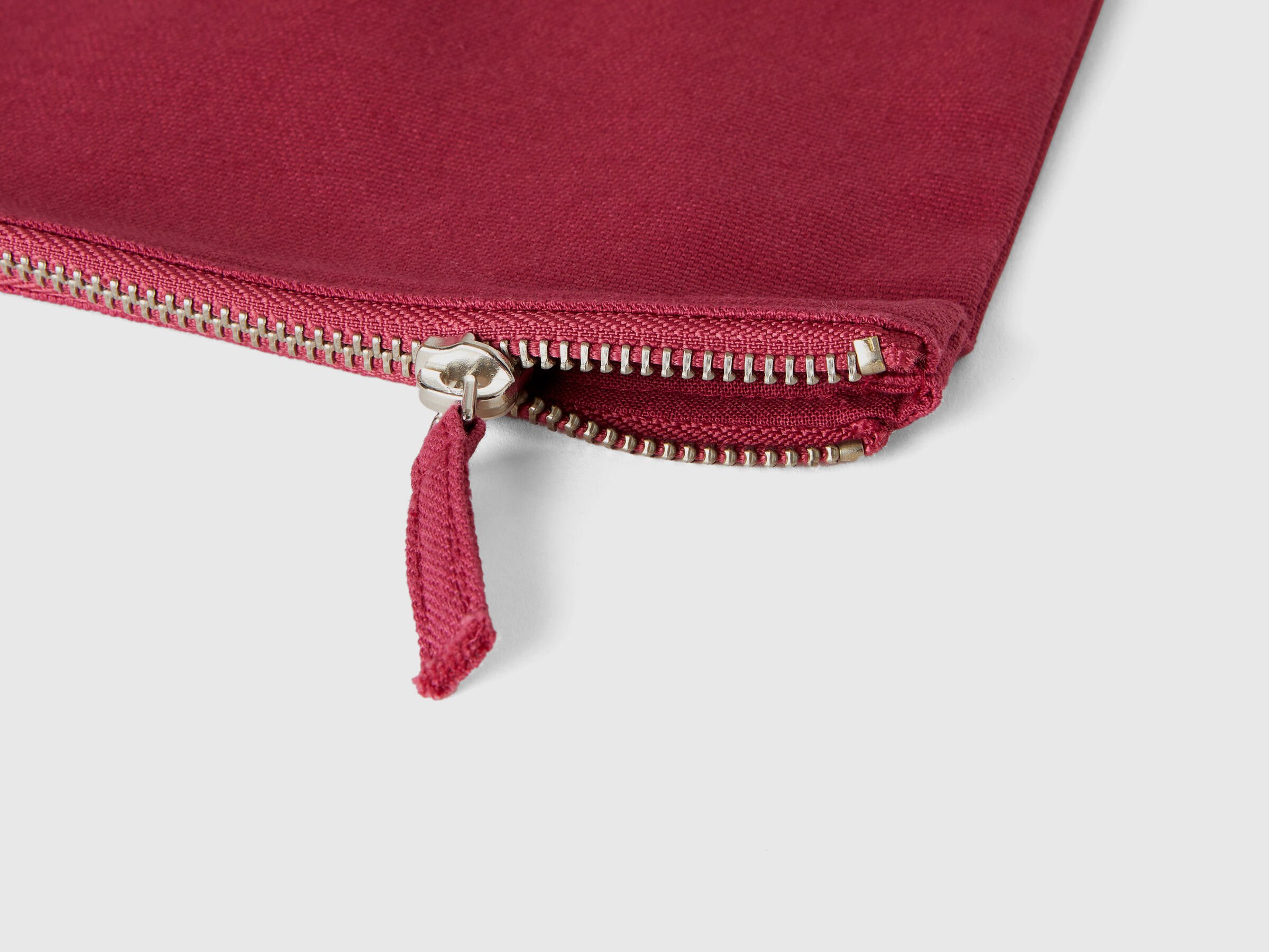 Burgundy clutch in pure cotton image number 2