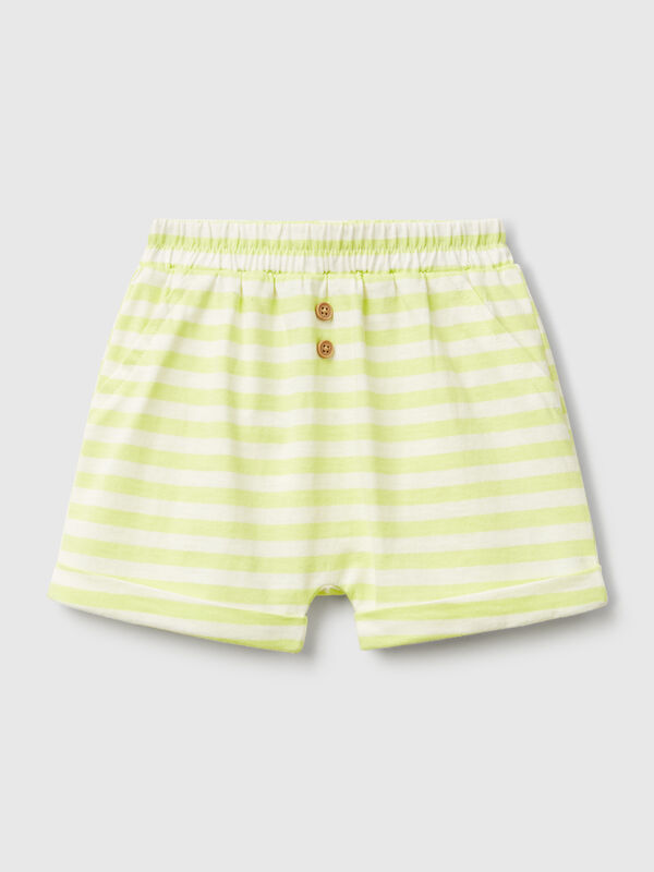 Short rayé avec revers Naissancede