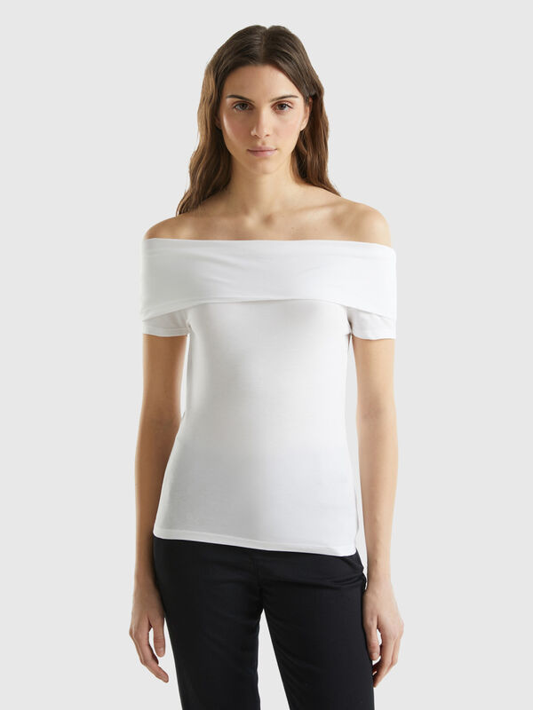 T-shirt ajusté à épaules dénudées Femme