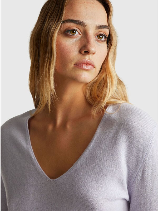Pull col V lilas en pure laine mérinos Femme