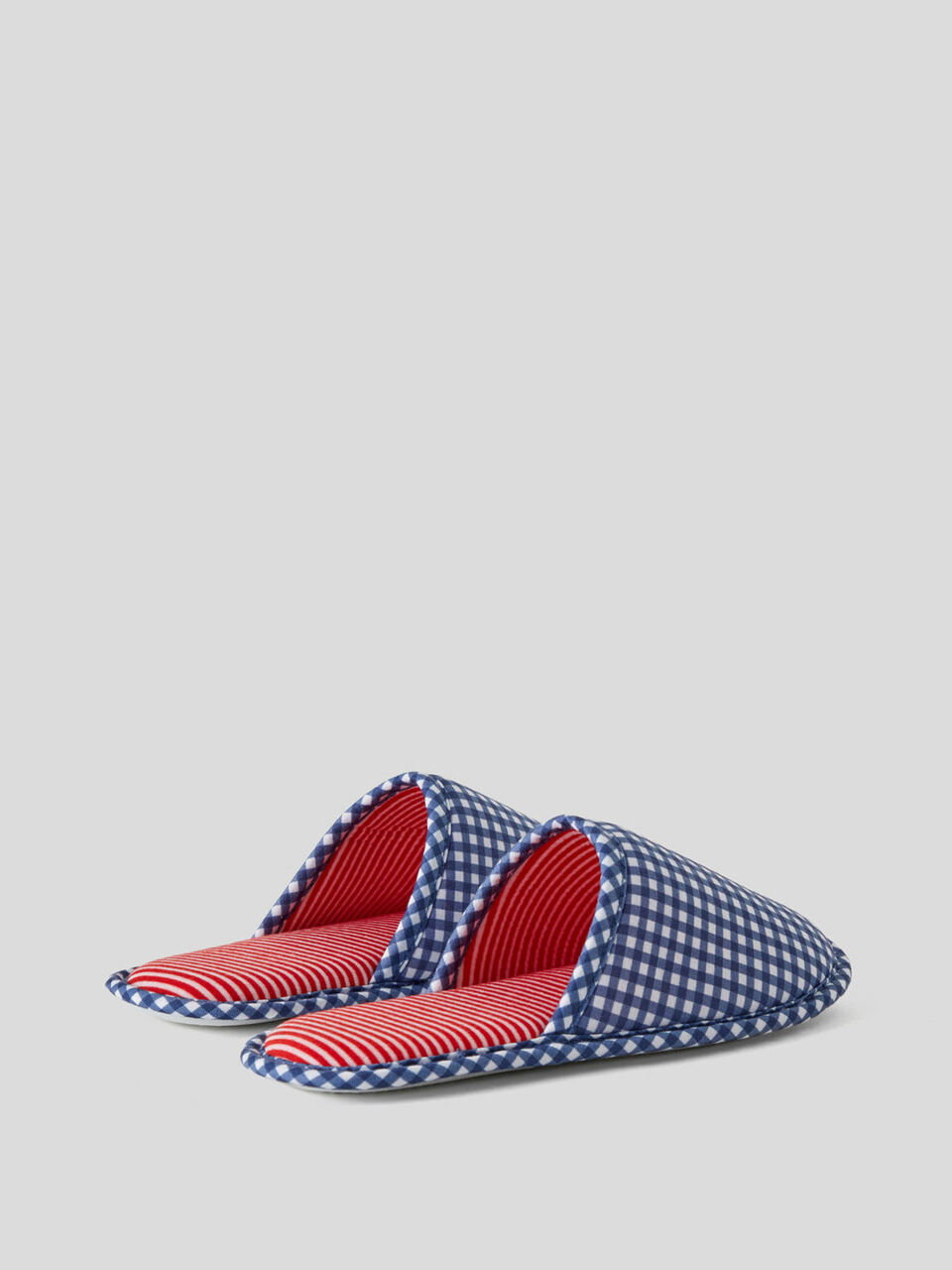 Chaussons avec imprimé à motifs image number 2