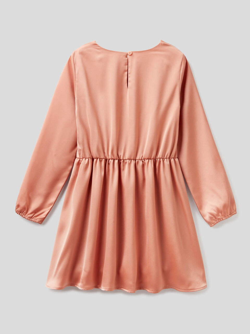 Robe en satin avec détail à paillettes image number 2