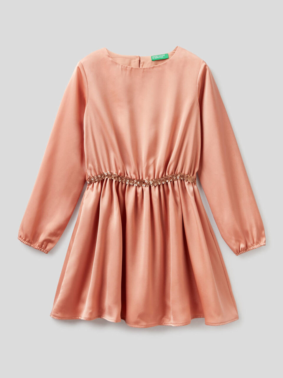 Robe en satin avec détail à paillettes image number 1