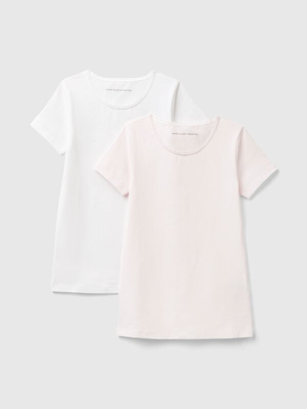 Deux débardeurs en coton stretch Filles
