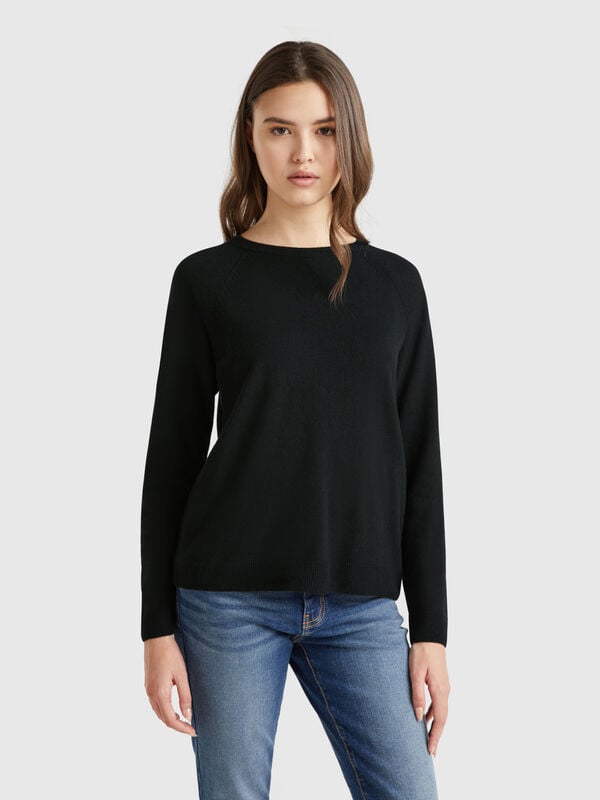 Pull noir à col rond en mélange de laine et de cachemire Femme