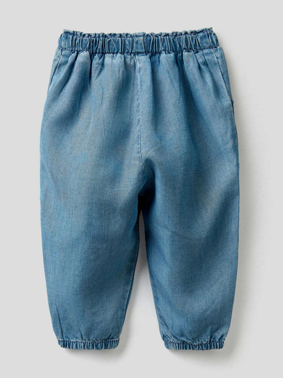 Pantalon avec taille froncée image number 2