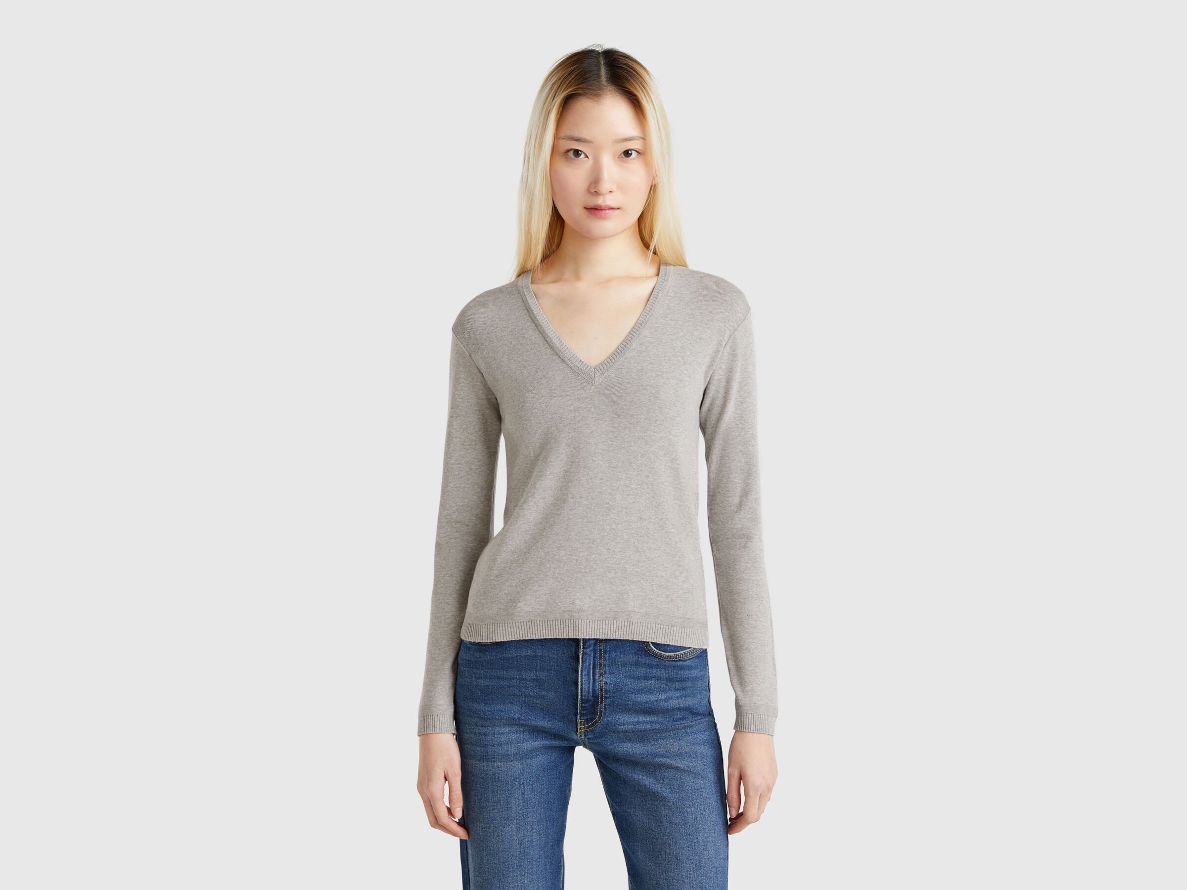 V NECK SWEATER L/S Femme image number 0