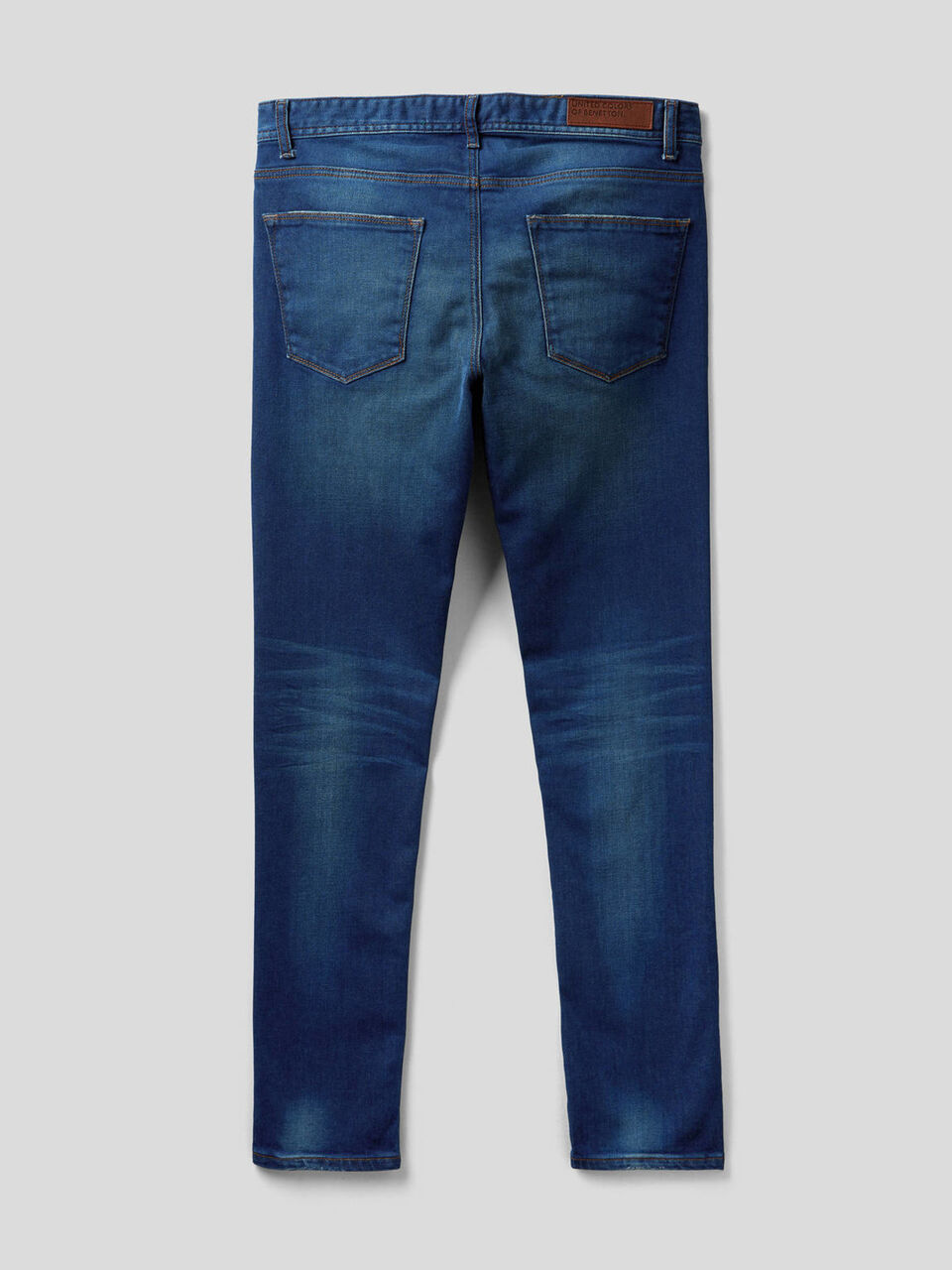 Jeans cinq poches coupe slim image number 2